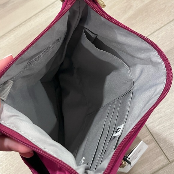 baggallini Women's Stephanie Large Crossbody Bag NWT *NO STRAP* - Picture 6 of 7